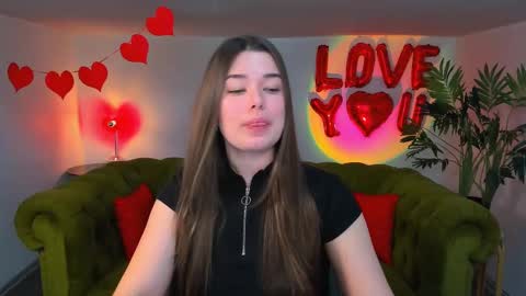 Snapshot of arigraynor chatting on February 2025 06:20:01 PM Ari online show from February 2025 06:20:01 PM