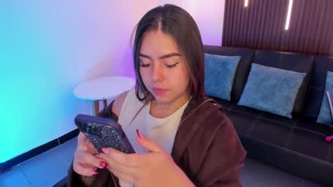  Arianna  online show from December 2025 03:39:01 PM