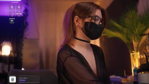 Arina online show from November 2025 04:51:02 PM