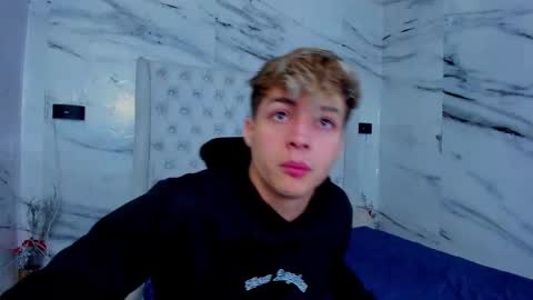 celina online show from November 2025 01:11:02 PM