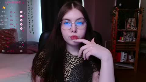Astrid online show from June 2026 09:04:01 AM