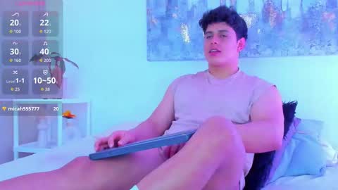 Snapshot of arminjones1 chatting on November 2025 05:32:02 AM online show from November 2025 05:32:02 AM