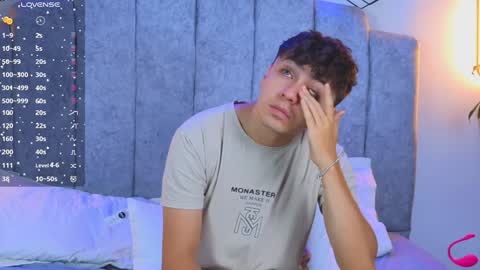 aron__cooper online show from February 2025 02:19:01 AM