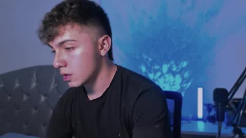 aron__cooper online show from February 2025 02:30:01 AM