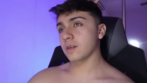 aron__cooper online show from October 2025 12:24:02 AM