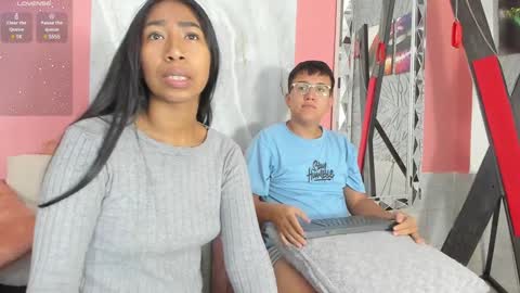 Alexa  Aron online show from February 2025 01:22:01 PM