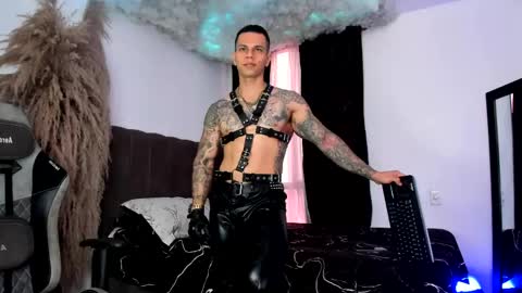 Snapshot of arondark chatting on June 2026 07:09:02 PM DarkMaster online show from June 2026 07:09:02 PM