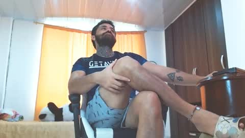 Snapshot of aronmiller404 chatting on January 2025 12:37:01 PM aronmiller online show from January 2025 12:37:01 PM