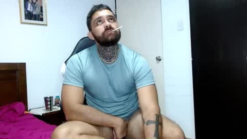 Snapshot of aronmiller404 chatting on October 2025 03:42:02 PM aronmiller online show from October 2025 03:42:02 PM