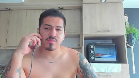 Snapshot of aronwilliams69 chatting on September 2025 07:06:02 PM ARON  Independent model  online show from September 2025 07:06:02 PM