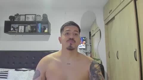 Snapshot of aronwilliams69 chatting on November 2025 02:13:01 AM ARON  Independent model  online show from November 2025 02:13:01 AM