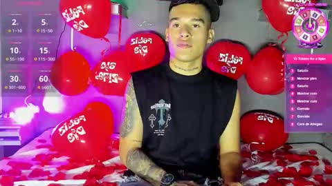 Snapshot of aroon_fit chatting on February 2026 10:38:01 PM AROON HOT online show from February 2026 10:38:01 PM