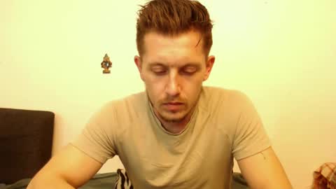 Snapshot of arromwilliam90 chatting on January 2025 07:52:01 PM arromwilliam90 online show from January 2025 07:52:01 PM