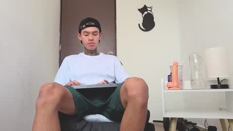   online show from November 2025 10:31:01 AM