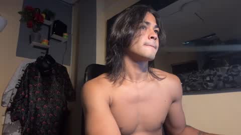 Snapshot of arthur_hunter chatting on October 2025 11:12:02 PM I AM HERE online show from October 2025 11:12:02 PM