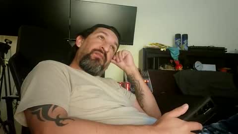 Snapshot of asanator101 chatting on December 2025 05:37:02 AM devilPup75 online show from December 2025 05:37:02 AM