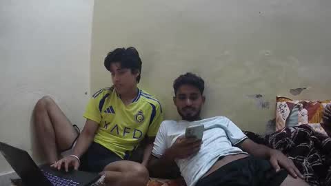 ash2730 online show from October 2025 06:39:01 PM