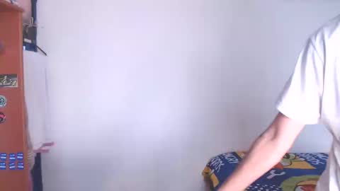 Snapshot of ash_v1 chatting on February 2025 02:59:02 PM Ash online show from February 2025 02:59:02 PM