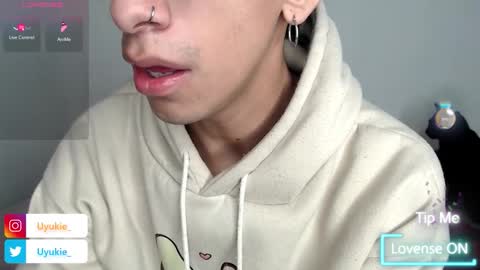 Ash online show from December 2025 02:08:02 AM