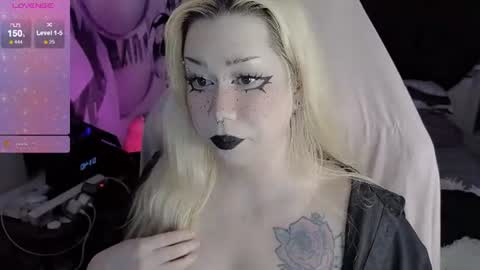 Snapshot of asha_nekooo chatting on June 2026 10:40:02 PM Sasha next stream December 4st at 0000- 0030 am German time online show from June 2026 10:40:02 PM
