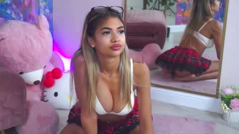 Snapshot of ashayuva chatting on November 2025 11:54:01 AM Asha online show from November 2025 11:54:01 AM