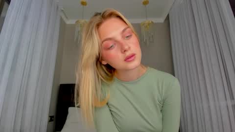 Snapshot of ashbunny_ chatting on May 2026 10:54:02 AM your pretty Ashley online show from May 2026 10:54:02 AM