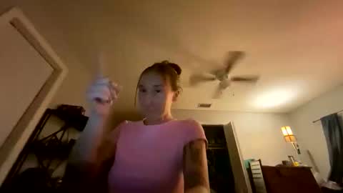 Snapshot of ashleetoocute chatting on January 2026 12:36:01 AM ash online show from January 2026 12:36:01 AM