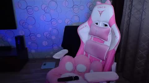 Snapshot of ashley__cooper__ chatting on October 2025 02:35:01 AM Yasmina online show from October 2025 02:35:01 AM