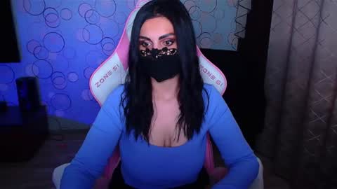 Snapshot of ashley__cooper__ chatting on November 2025 05:28:02 AM Yasmina online show from November 2025 05:28:02 AM