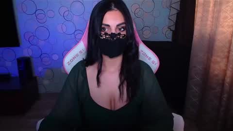 Snapshot of ashley__cooper__ chatting on November 2025 05:06:01 AM Yasmina online show from November 2025 05:06:01 AM