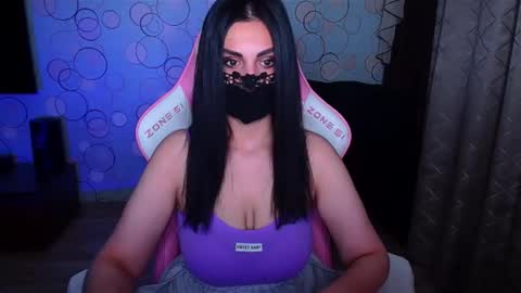 Snapshot of ashley__cooper__ chatting on November 2025 04:40:02 AM Yasmina online show from November 2025 04:40:02 AM