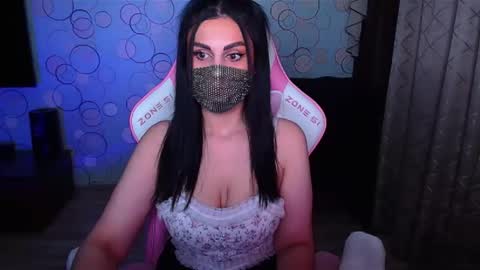 Snapshot of ashley__cooper__ chatting on November 2025 05:17:02 AM Yasmina online show from November 2025 05:17:02 AM