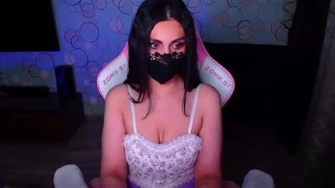 Snapshot of ashley__cooper__ chatting on December 2025 04:40:02 AM Yasmina online show from December 2025 04:40:02 AM