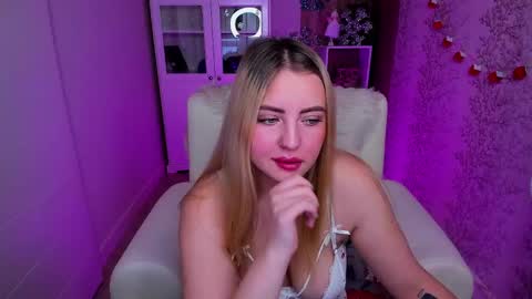 Snapshot of ashley__rous chatting on December 2024 03:45:02 AM Ashley online show from December 2024 03:45:02 AM