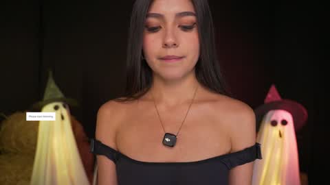 Snapshot of ashley_jones9 chatting on October 2025 10:11:01 PM Jessie 40off soy jessie1 online show from October 2025 10:11:01 PM