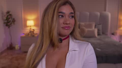  Ashley  online show from November 2025 10:46:01 PM