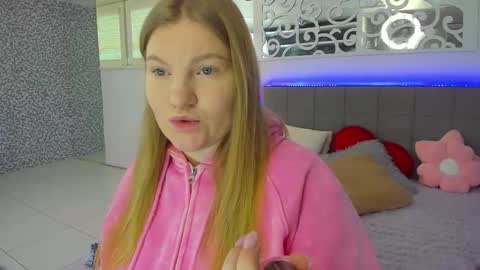 AshleyJonse online show from February 2026 06:01:02 AM