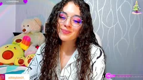 .. Ashley .. online show from December 2024 09:20:02 PM