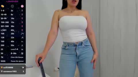 Snapshot of ashleyknightt chatting on October 2025 01:30:02 AM Ashley knight online show from October 2025 01:30:02 AM