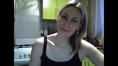 Snapshot of ashleyxhoney chatting on November 2025 05:42:02 AM AshleyXHoney online show from November 2025 05:42:02 AM
