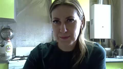 Snapshot of ashleyxhoney chatting on February 2026 07:19:01 AM AshleyXHoney online show from February 2026 07:19:01 AM