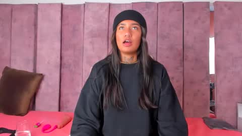 Snapshot of ashlie_robertss chatting on January 2025 02:58:02 PM Ashlie online show from January 2025 02:58:02 PM