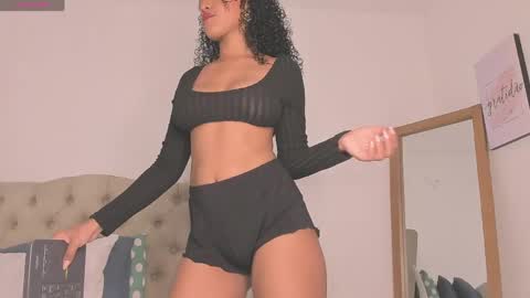 Snapshot of ashly_z chatting on June 2026 05:51:01 PM Ashly online show from June 2026 05:51:01 PM