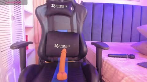 Snapshot of ashlye_miller_ chatting on December 2024 06:45:02 AM ashlye_miller_ online show from December 2024 06:45:02 AM