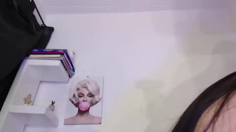  Ashly online show from February 2025 12:00:02 AM