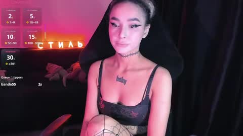 Mila online show from April 2026 10:28:01 AM