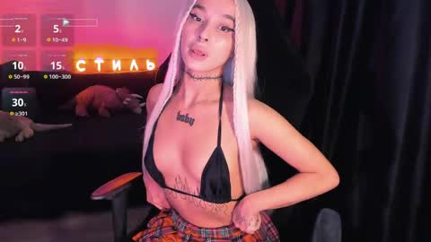 Snapshot of ashmila chatting on May 2026 05:24:01 AM Mila online show from May 2026 05:24:01 AM