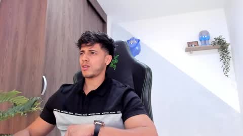 my name real is camilo online show from January 2025 05:02:02 AM