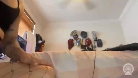 Snapshot of asialatin_xxx chatting on September 2025 12:32:01 AM Asialatin xxx online show from September 2025 12:32:01 AM