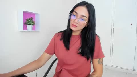 Camila online show from January 2025 12:52:01 PM